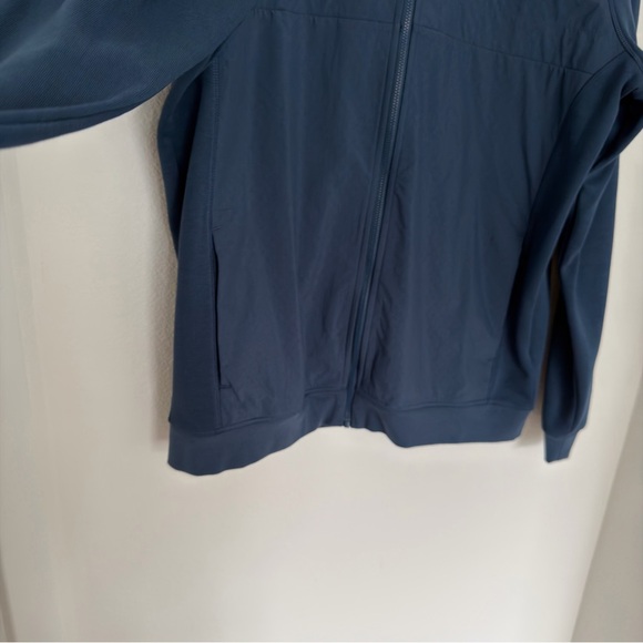 Adidas Go To Quilted Full Zip Bomber Jacket Blue Size Large Men’s - Picture 3 of 9